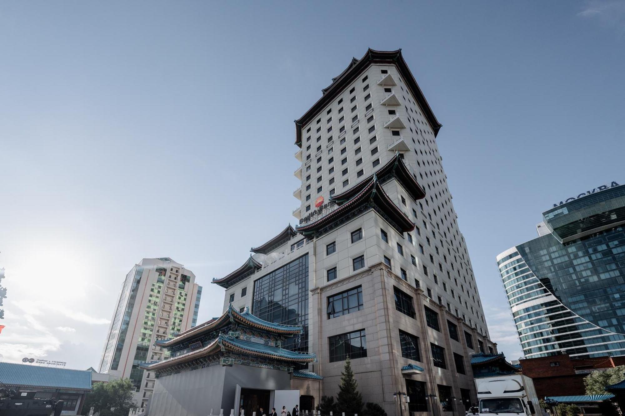 Beijing Palace Soluxe Hotel Astana Bagian luar foto The hotel in 2019